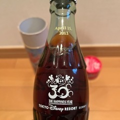 ディズニーリゾート　30周年　コカコーラ瓶の画像