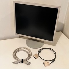 【取引中】中古 EIZO FlexScan L768 19inc(48cm) モニター ケーブル付きの画像