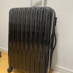 (お話中)【無料】スーツケース M程度(若干難あり)の画像