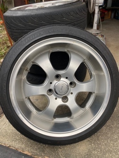 売れました。ありがとうございます。15インチアルミホイール