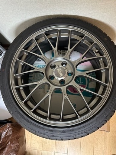 ホイール付きノーマルタイヤ　Bortex ENKEI 18インチ