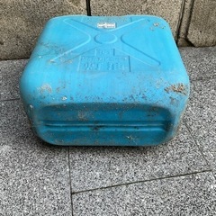 灯油用ポリエチレンかんの画像