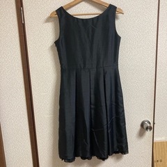 DELLISENOIR   ワンピースの画像