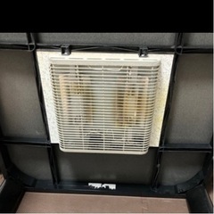 こたつとこたつ布団の画像