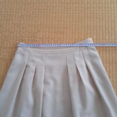美品　アリスバーリースカートの画像