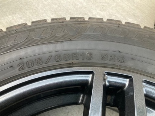 205/60R16 スタッドレス ダンロップ ウインターマックス WM02