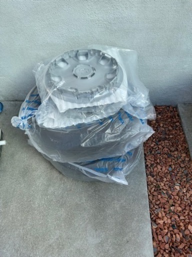 ハイエース　ワイド7型　純正タイヤ　新車外し