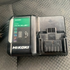 ハイコーキ　充電器