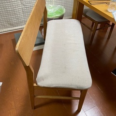 unico木製長椅子、椅子の画像
