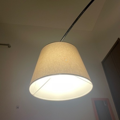 IKEA スコットルプ　アーチ型照明