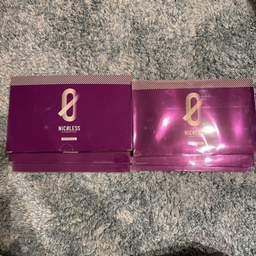 ニコレス　NICOLESS