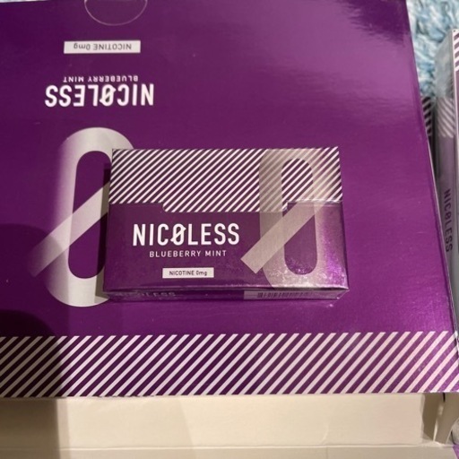 ニコレス　NICOLESS
