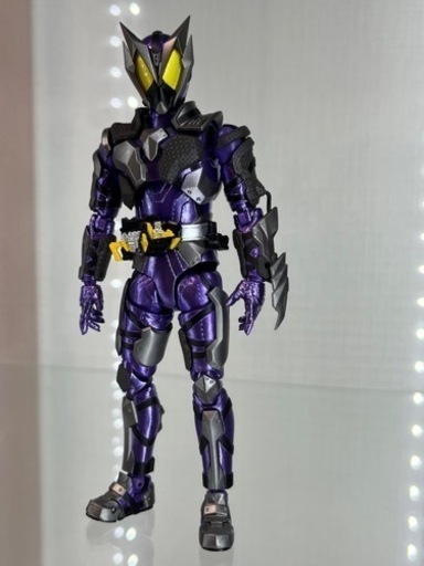 S.H.Figuarts 仮面ライダー滅　スティングスコーピオン