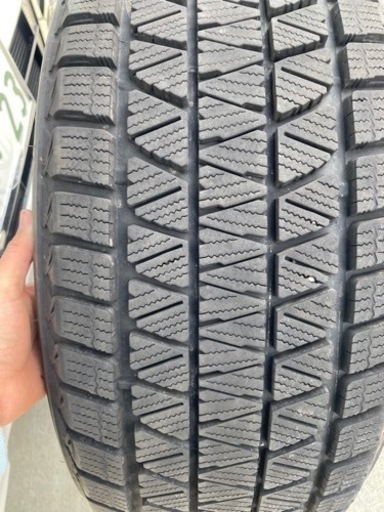 2022年製　ブリヂストン　スタッドレスタイヤ　255/45R20 101Q