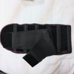 【使用回数10回以下】ヤーマン くびれキュットの画像