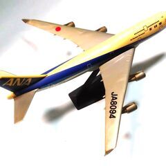置物　全日空　ボーイング’７４７ー２００型　ANAオリジナルプラモデル　中古品（箱なし）の画像