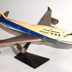 置物　全日空　ボーイング’７４７ー２００型　ANAオリジナルプラモデル　中古品（箱なし）の画像