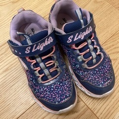 スニーカー　スケッチャーズ