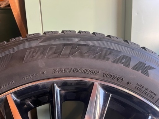 値下げWEDSウェッズ　レオニス18インチ　スタッドレス235/60/18　
