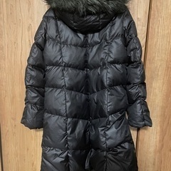 UNIQLO プレミアムダウンコート レディースLの画像