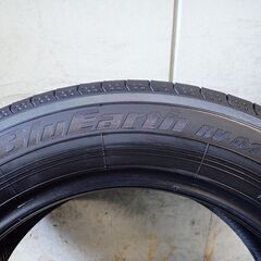 【お取引決定！】★中古タイヤ YOKOHAMA 205/60R16 92H  BLUEARTH RV-02 TL・2本！VOXY・ノア・ステップワゴン等への画像