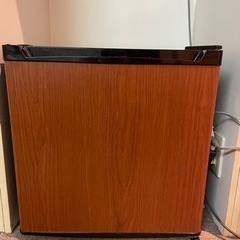 木目調　冷蔵庫