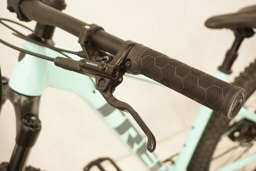 TREK 「トレック」 ROSCOE7 2021年モデル マウンテンバイク
