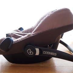 Maxi Cosi マキシコシ　チャイルドシート　ペブル