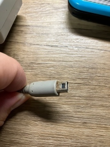 【中古】ニンテンドー 2DSLL売ります