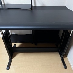 昇段式ゲーミングデスク