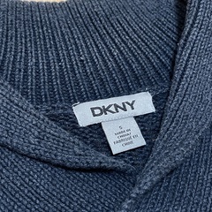DKNY ダナキャランニューヨーク コットン セーター ハイファッション ネイビーの画像