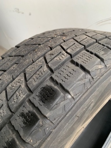 215/60R17スタッドレスタイヤ