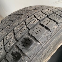 215/60R17スタッドレスタイヤ