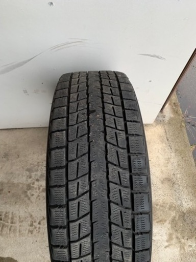 215/60R17スタッドレスタイヤ