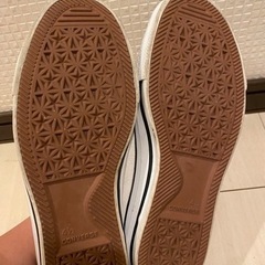 converse✨定番人気✨SNS人気✨スニーカー✨の画像