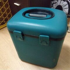 日本製  クーラーボックス  コンパクト   クーラーBOX