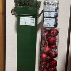 【最終値下げ】IKEA クリスマスツリー＆オーナメントセットの画像