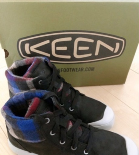 新品未使用！KEEN ELENA MID 靴 ハイカット