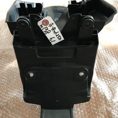 ホーネット250  リアフェンダー