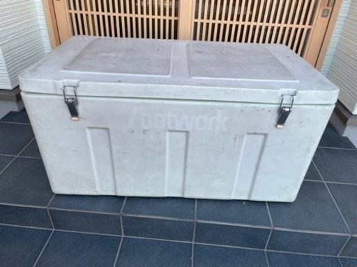 値下げ交渉有り　定価¥100000以上　DAILITE 業務用大型クーラーボックス　200L  ダイライト