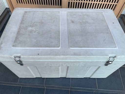 値下げ交渉有り　定価¥100000以上　DAILITE 業務用大型クーラーボックス　200L  ダイライト