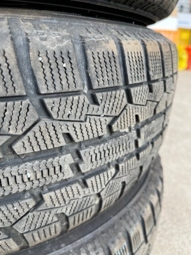 TOYO スタッドレスタイヤホイール付き 195/65r15