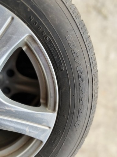 TOYO スタッドレスタイヤホイール付き 195/65r15