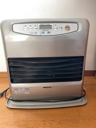 【注目】タンク2個と電動ホース付き！石油ファンヒーターお譲りします！