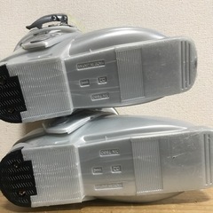 スキー靴の画像