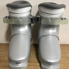 スキー靴