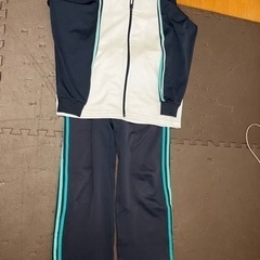 adidasジャージ上下