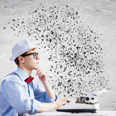 もうWebライター無理かも…せっかくの能力を活かせる方法を勉強しませんか？？🌸オンラインコミュニティの画像