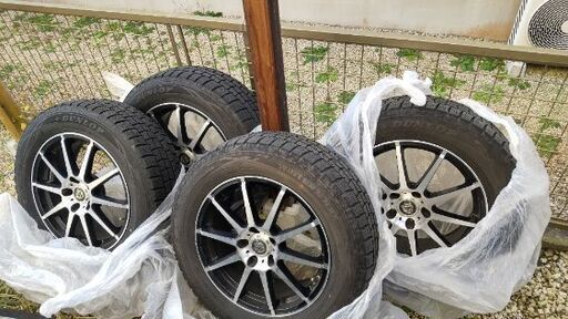 アルヴェル用スタッドレス４本