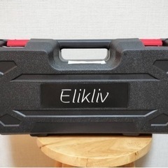 チェーンソー⭐️8インチ バッテリー2個 木工切断 枝切り 剪定ばさみ 安全ロックボタン付きの画像